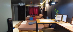 EL MEIR STAYCATION SMART CINEMA CABIN BESIDE ENCHANTED KiNGDOM
